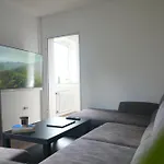 Ks - 2 Schlafzimmer Mit 4 Einzelbetten In 公寓 *