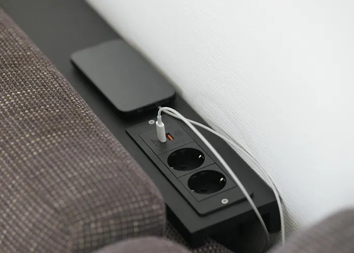 Ks - 2 Schlafzimmer Mit 4 Einzelbetten In *